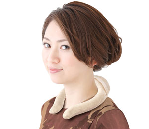 温熱ネックリング M 使用イメージ